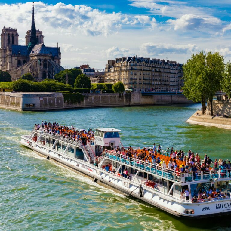 Seine River Cruise by Bateaux Mouches in France