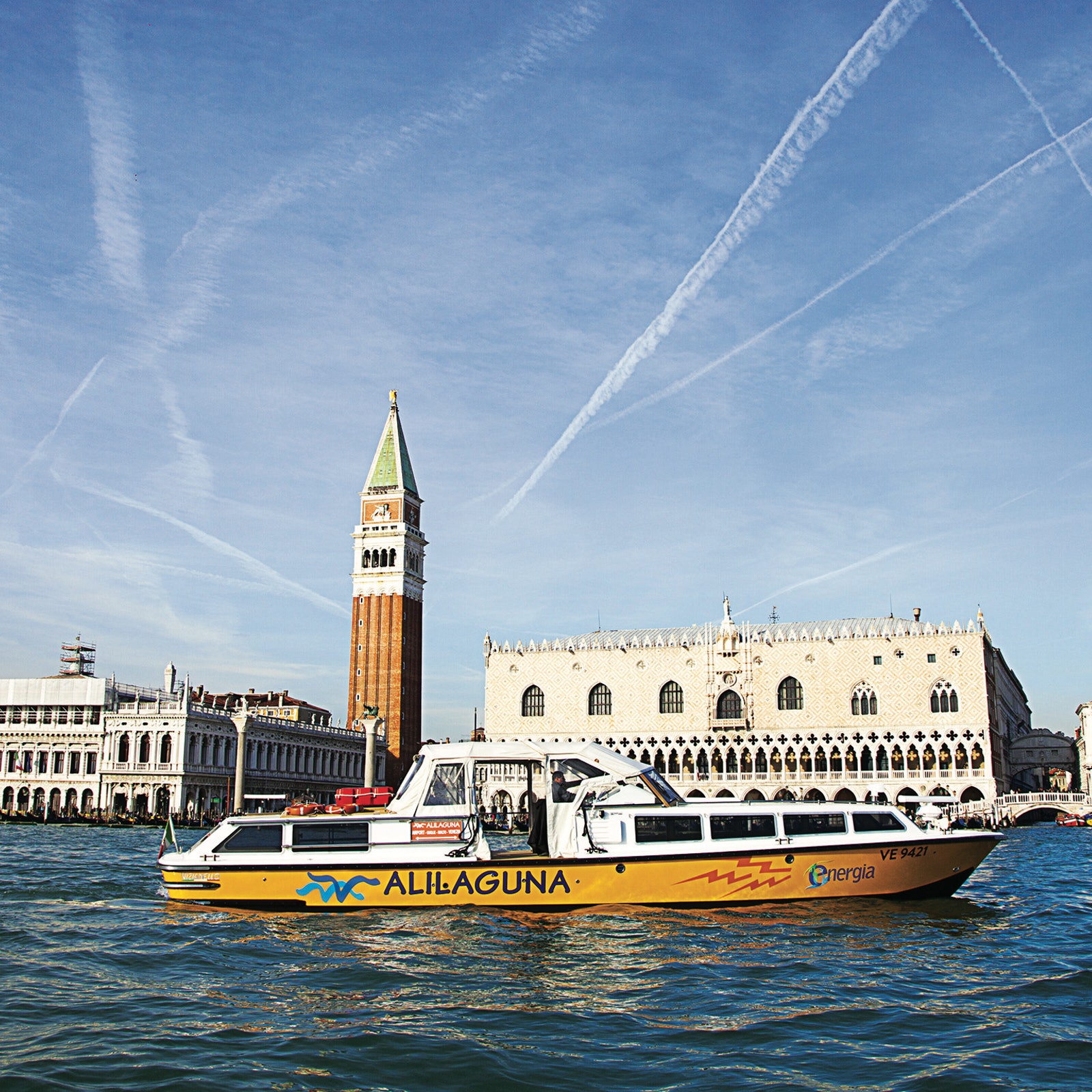 Alilaguna Boat Transfer between Venice Airport and Venice City in Italy