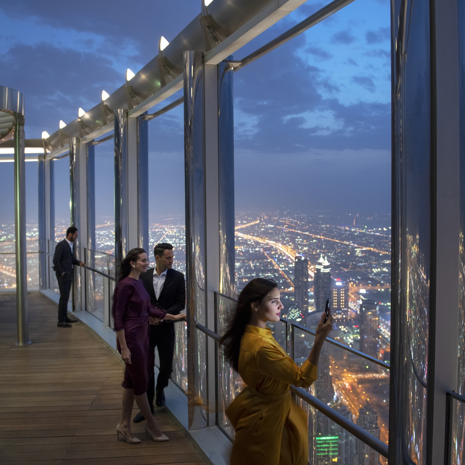 Burj Khalifa: The Lounge - Levels 154