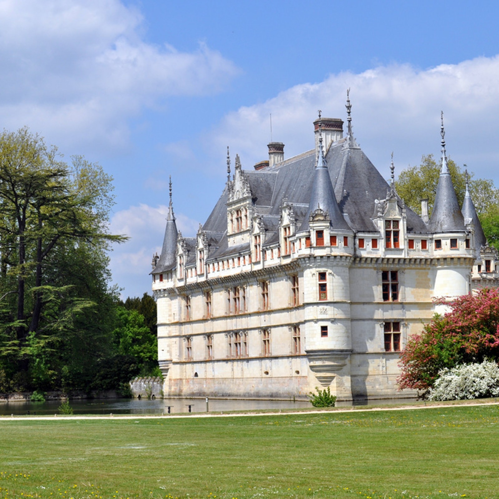 Château d’Azay-le-Rideau in France