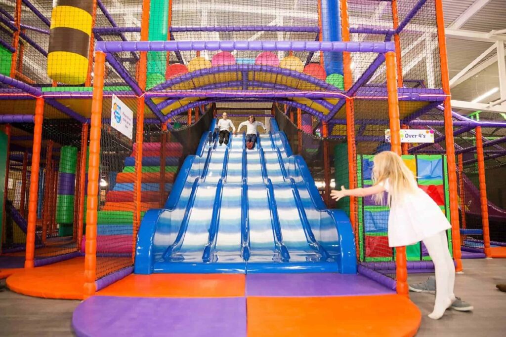 DJ?s Play Zone in UK