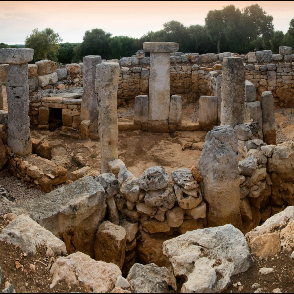Guided visit to the Talayotic settlement of Torre d'en Galmés in Spain