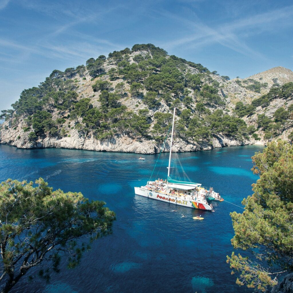 Mallorca Catamaran Cruise with Lunch and Snorkeling in Spain