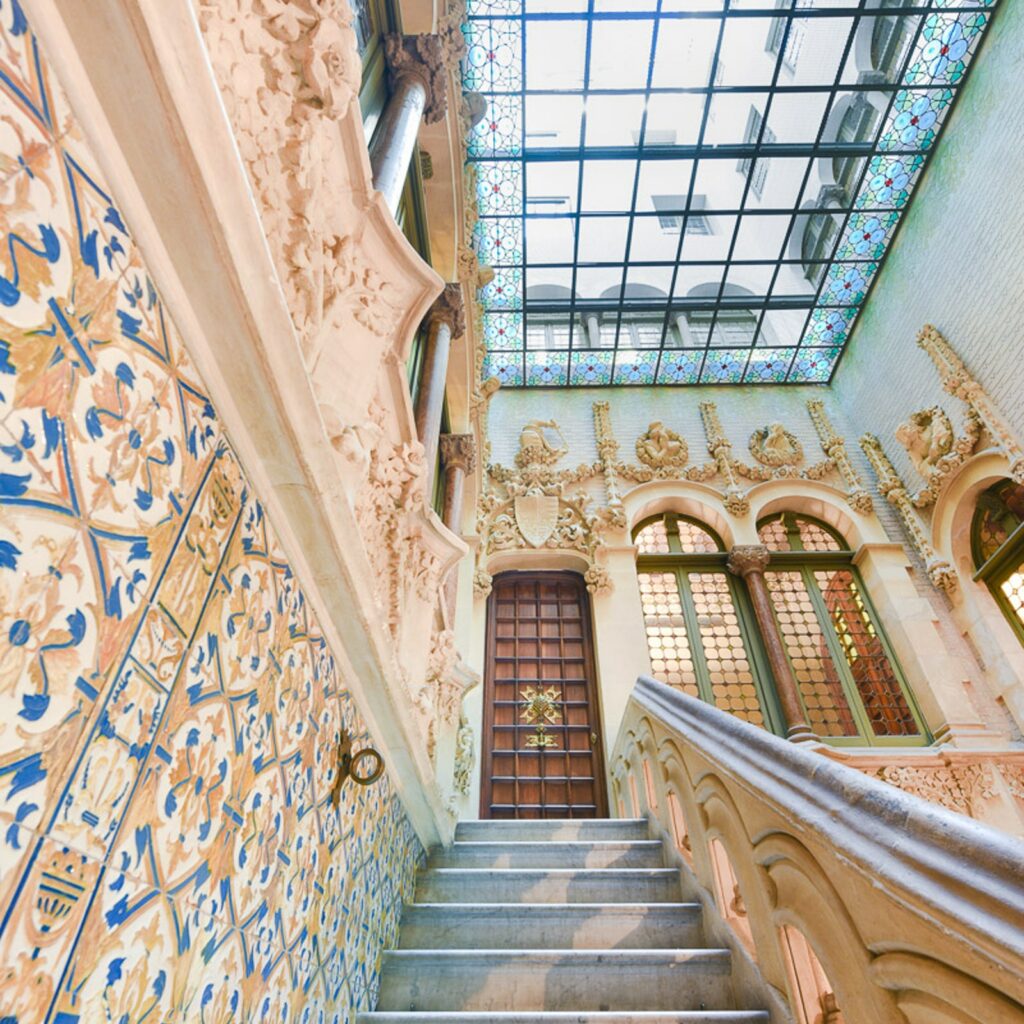 Palau Baro de Quadras: Guided Tour in Spain