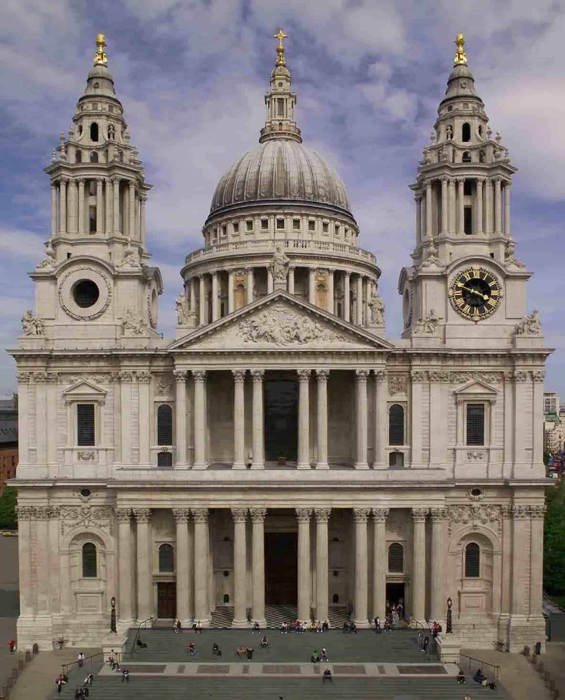 St Paul's Cross in UK